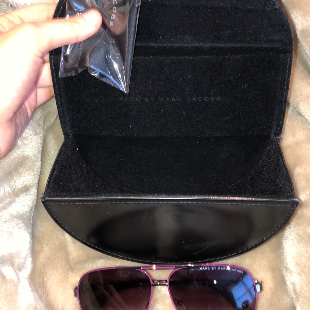 Marc Jacobs purple metal aviator - Picture 3 of 8